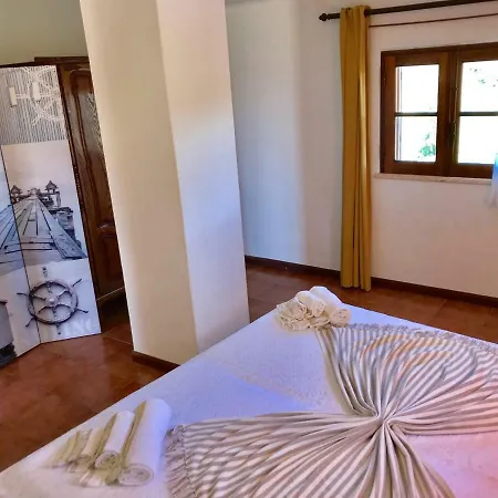 Quinta Das Amendoeiras * Carvoeiro (Lagoa)